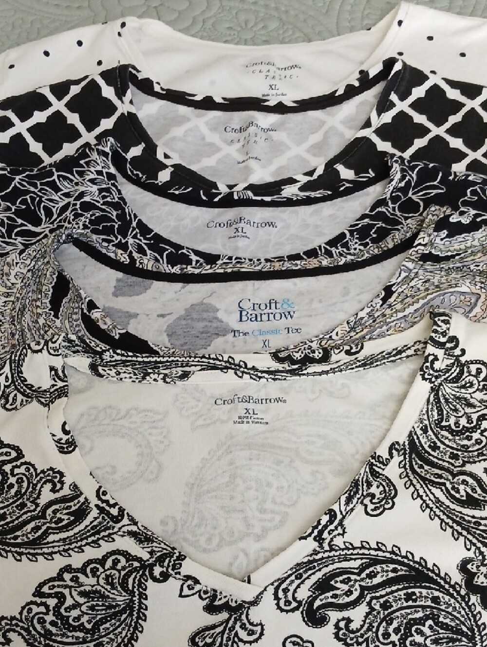 croft & barrow Black and White Mixed Print Short Sleeve Tops (Set) - Picture 2 of 3